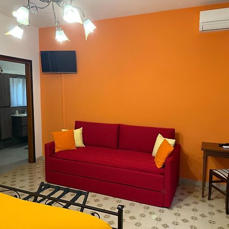 B&B Villa Mirella Casnate Con Bernate Ngoại thất bức ảnh