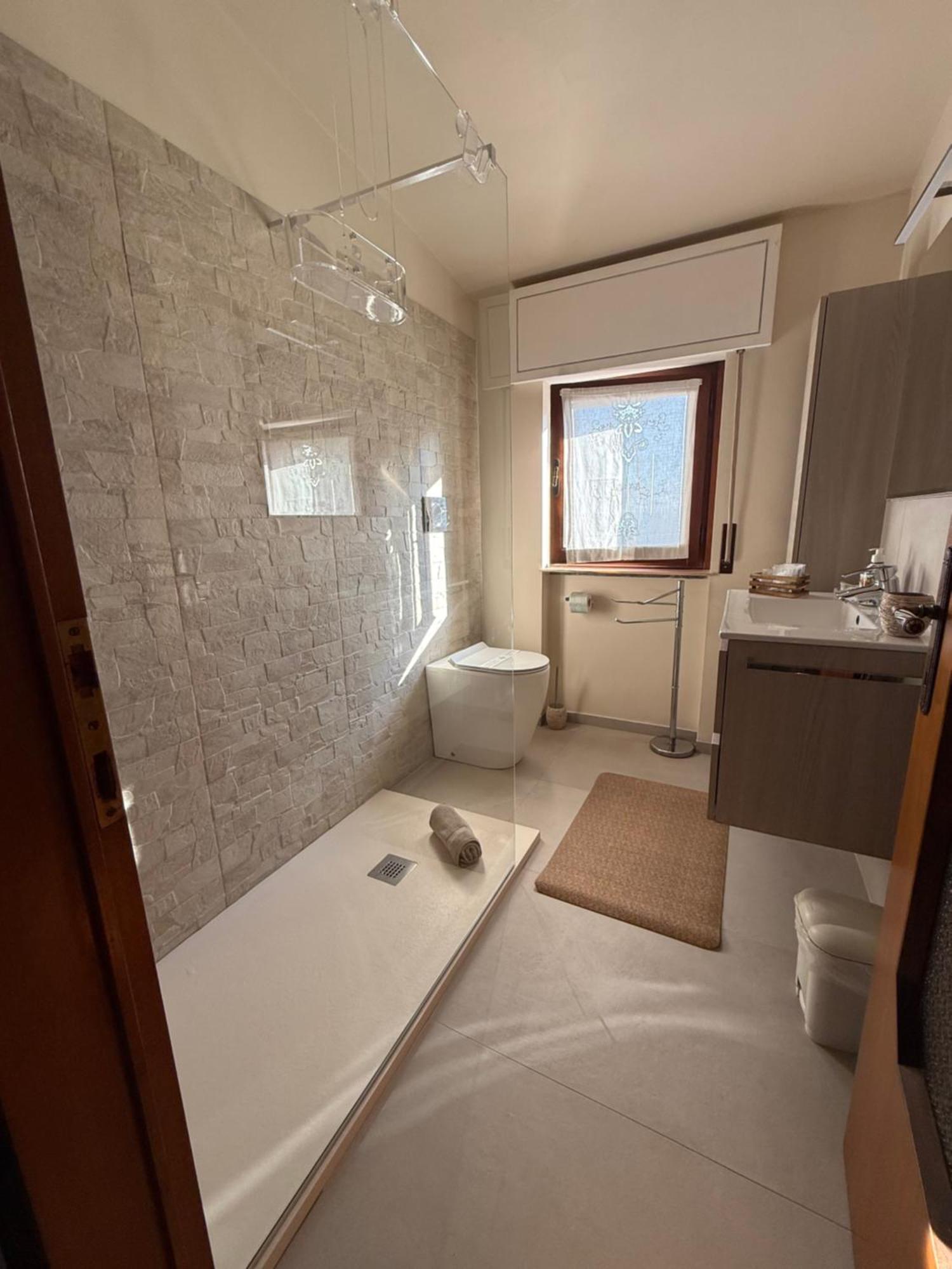 B&B Villa Mirella Casnate Con Bernate Ngoại thất bức ảnh